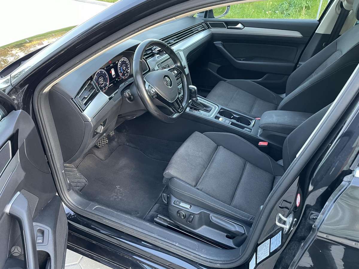 Volkswagen Passat, 2.0 l., Универсал