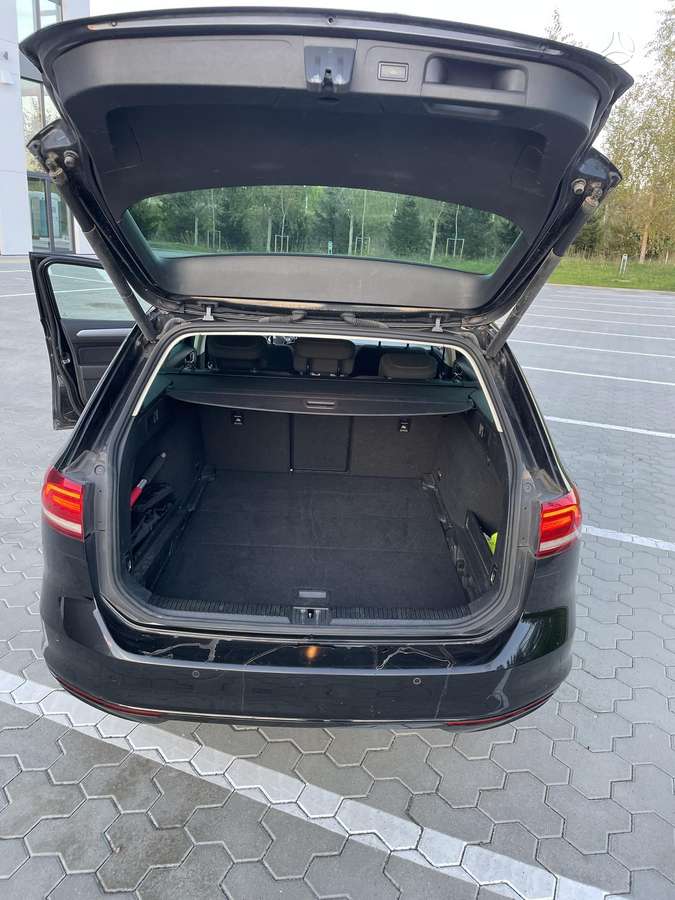 Volkswagen Passat, 2.0 l., Универсал