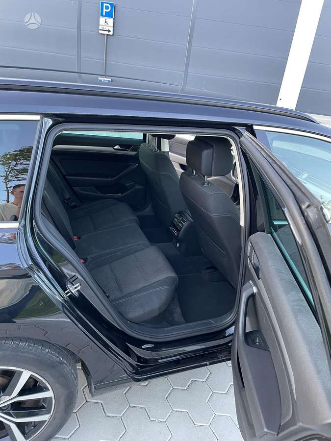 Volkswagen Passat, 2.0 l., Универсал