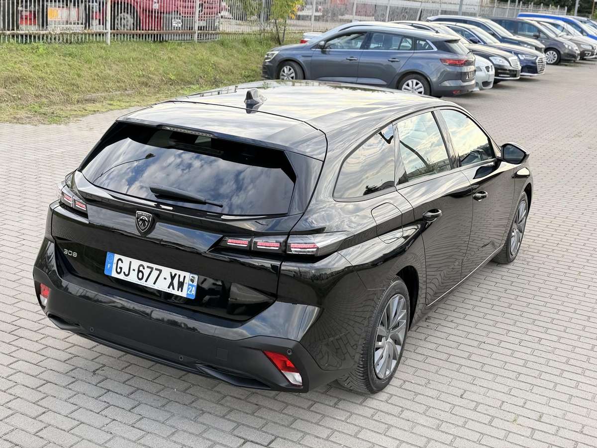 Peugeot 308, 1.2 l., Универсал