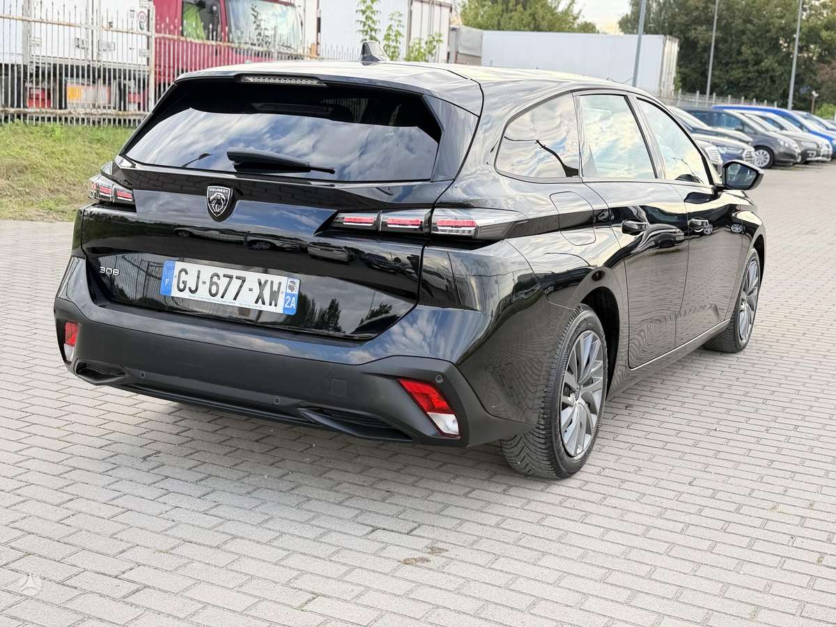 Peugeot 308, 1.2 l., Универсал