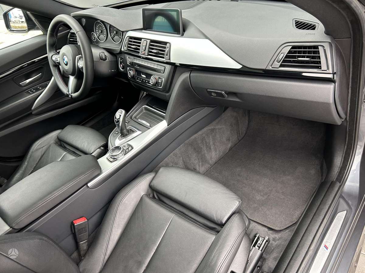 BMW 325, 2.0 l., Седан
