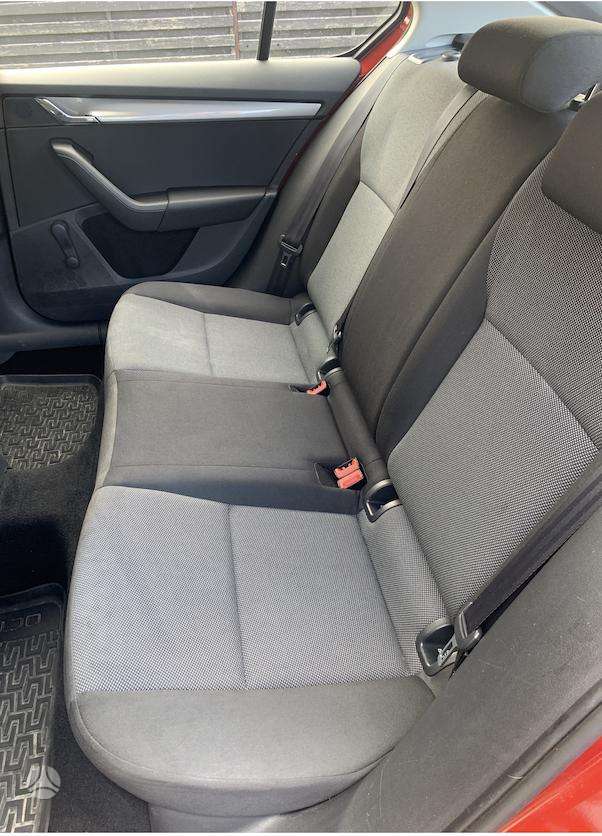 Skoda Octavia, 1.2 l., Хэтчбек