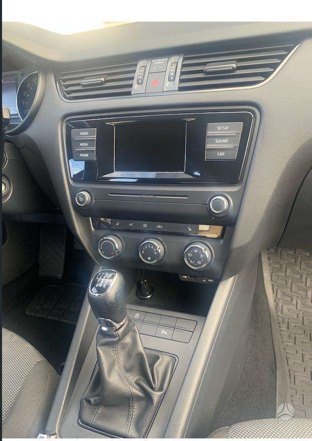 Skoda Octavia, 1.2 l., Хэтчбек