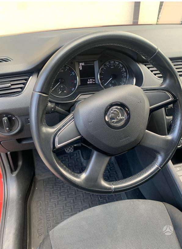 Skoda Octavia, 1.2 l., Хэтчбек