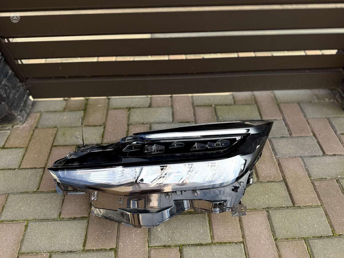 Toyota C-HR, 81185F4220, lights