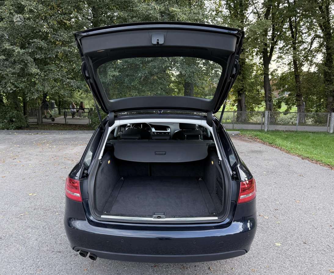 Audi A4, 2.0 l., Универсал