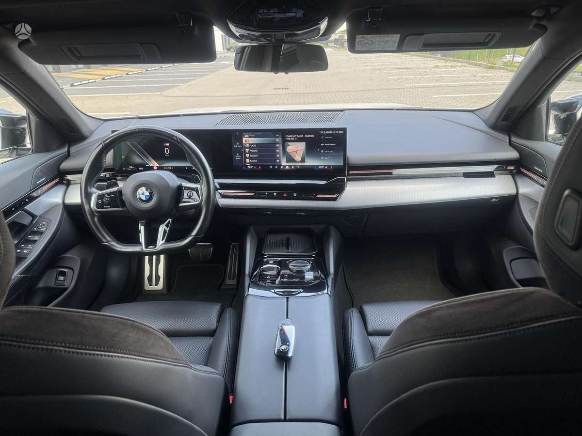 BMW 520, 2.0 l., Седан