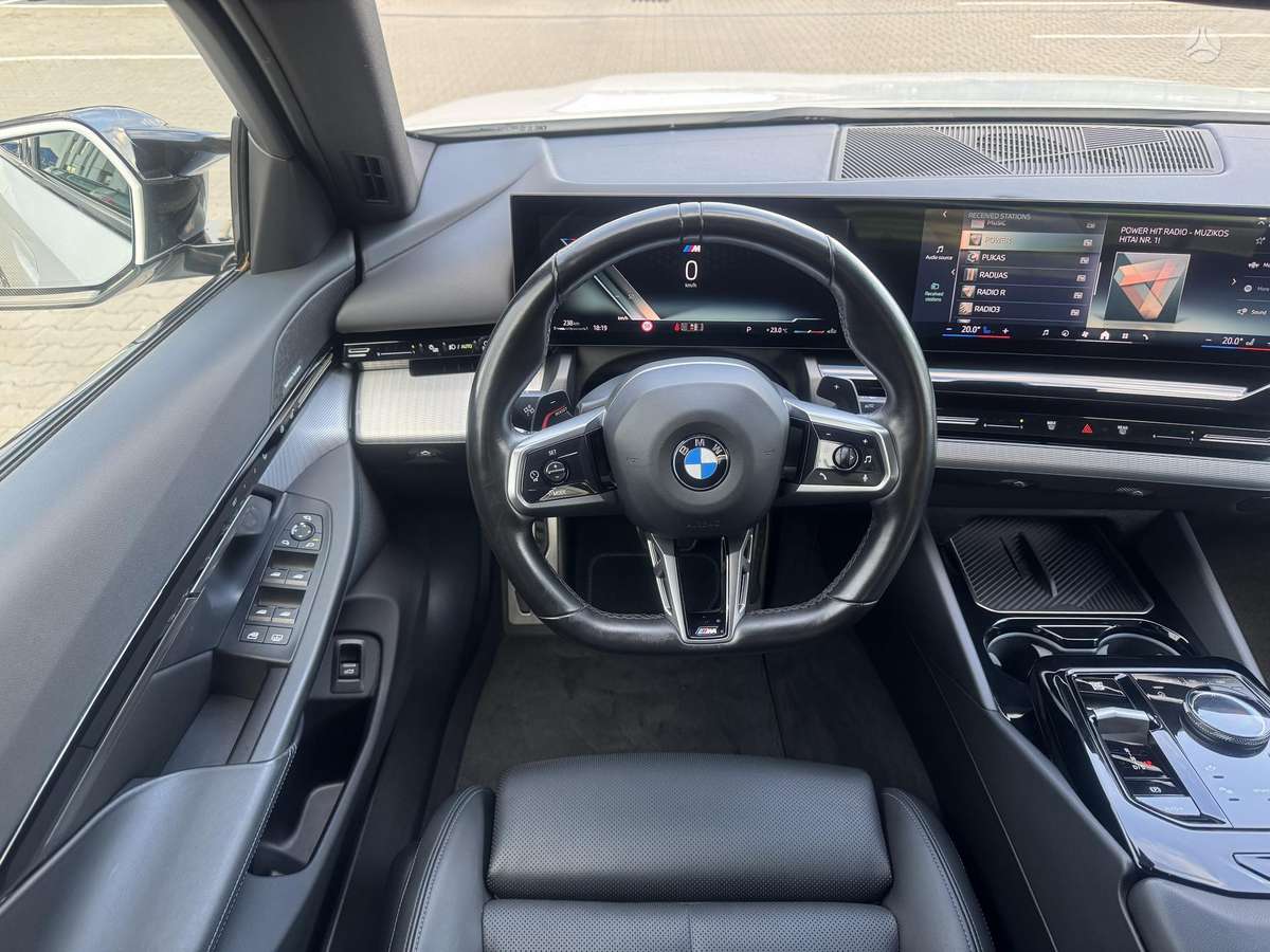 BMW 520, 2.0 l., Седан