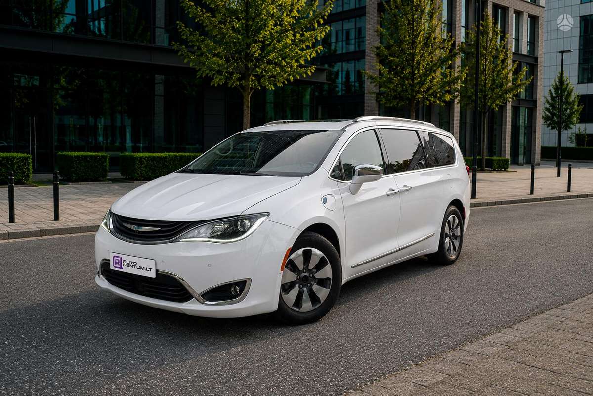 Chrysler Pacifica, Минивэн