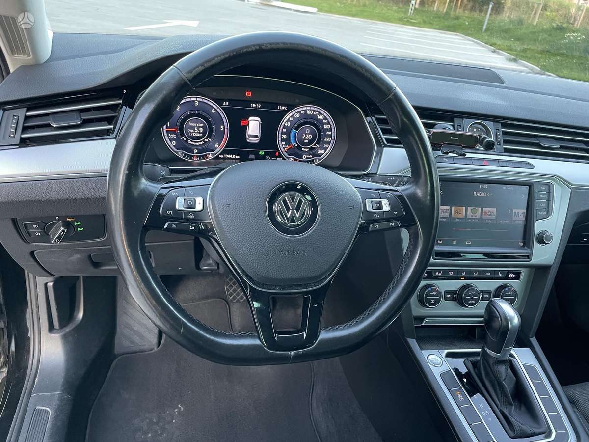 Volkswagen Passat, 2.0 l., Универсал