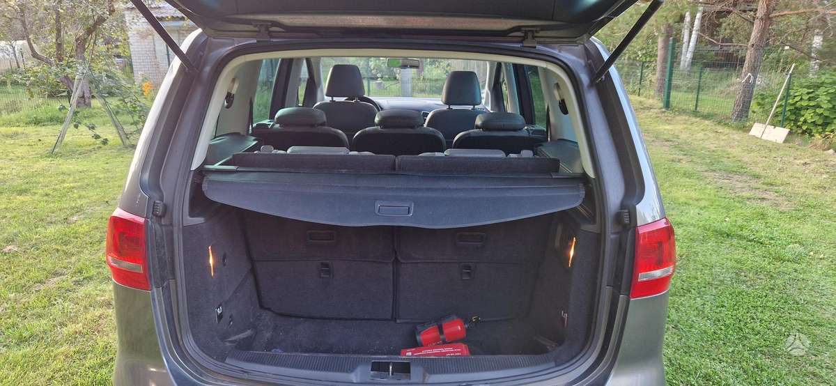 Volkswagen Sharan - 5