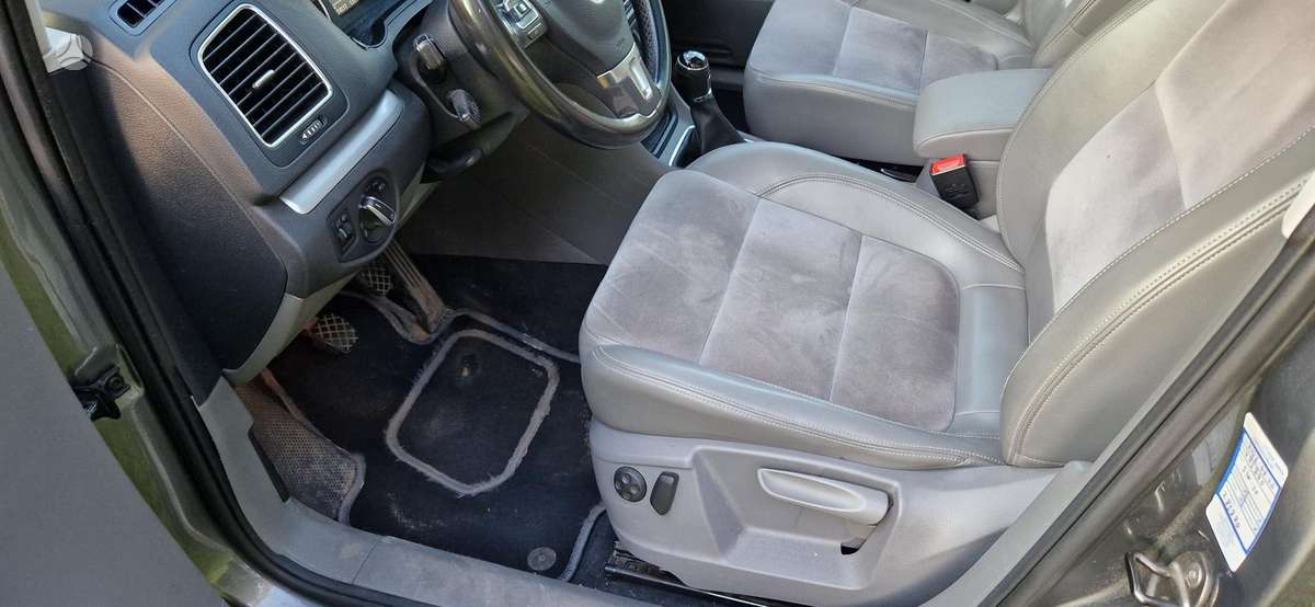 Volkswagen Sharan - 8