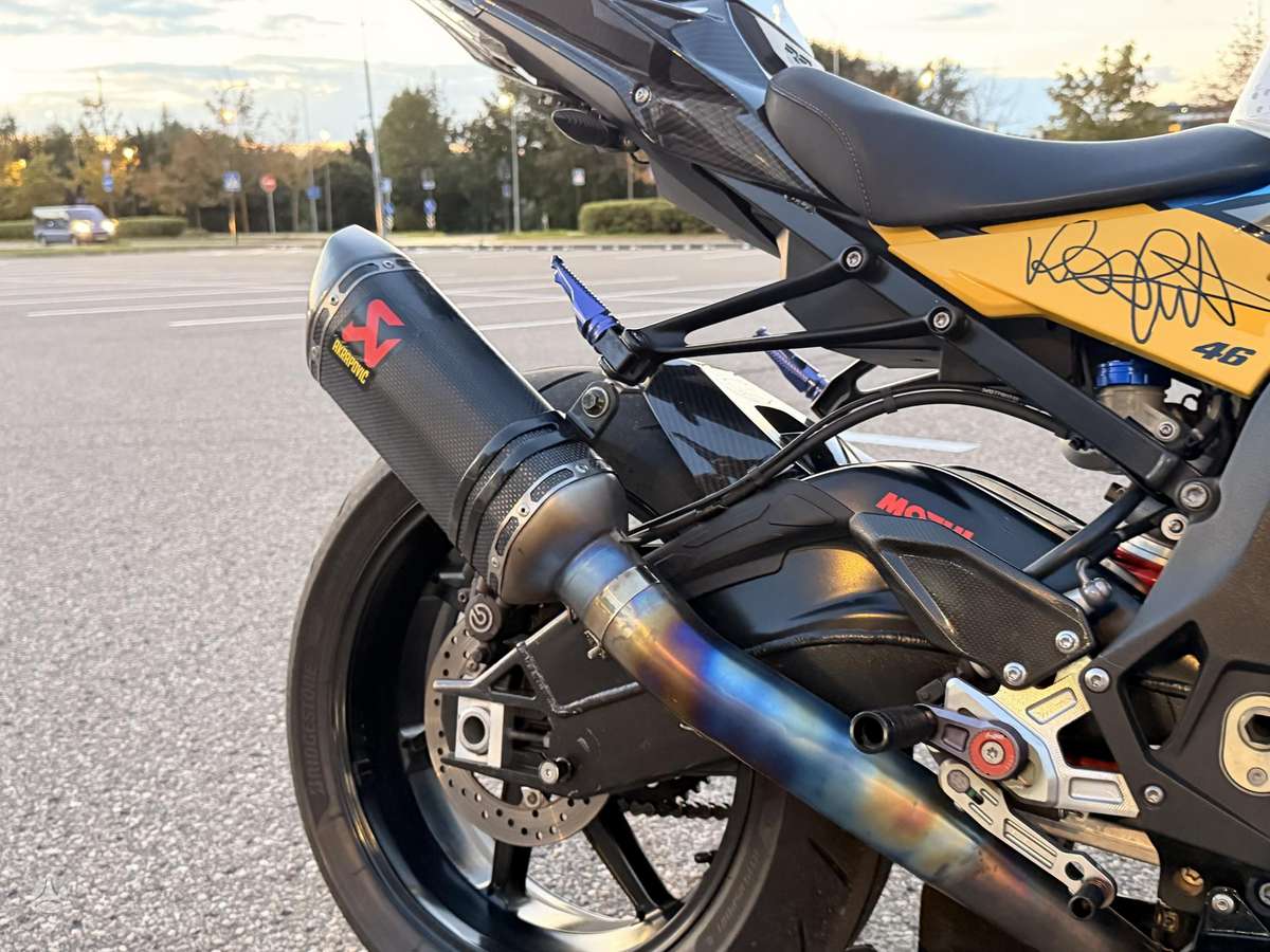 BMW S 1000 RR 999cc, superbikes