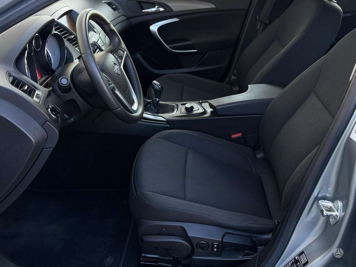 Opel Insignia, 2.0 l., Универсал