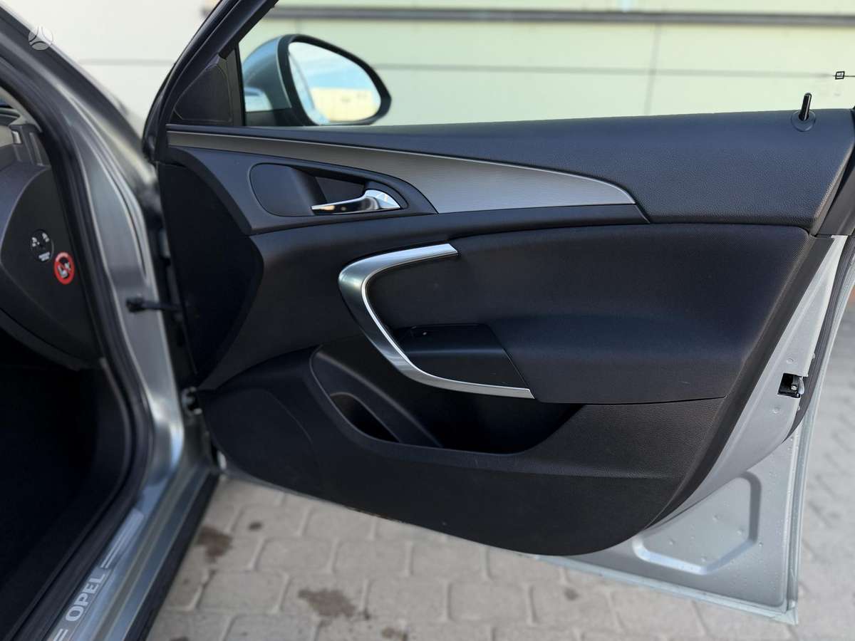 Opel Insignia, 2.0 l., Универсал