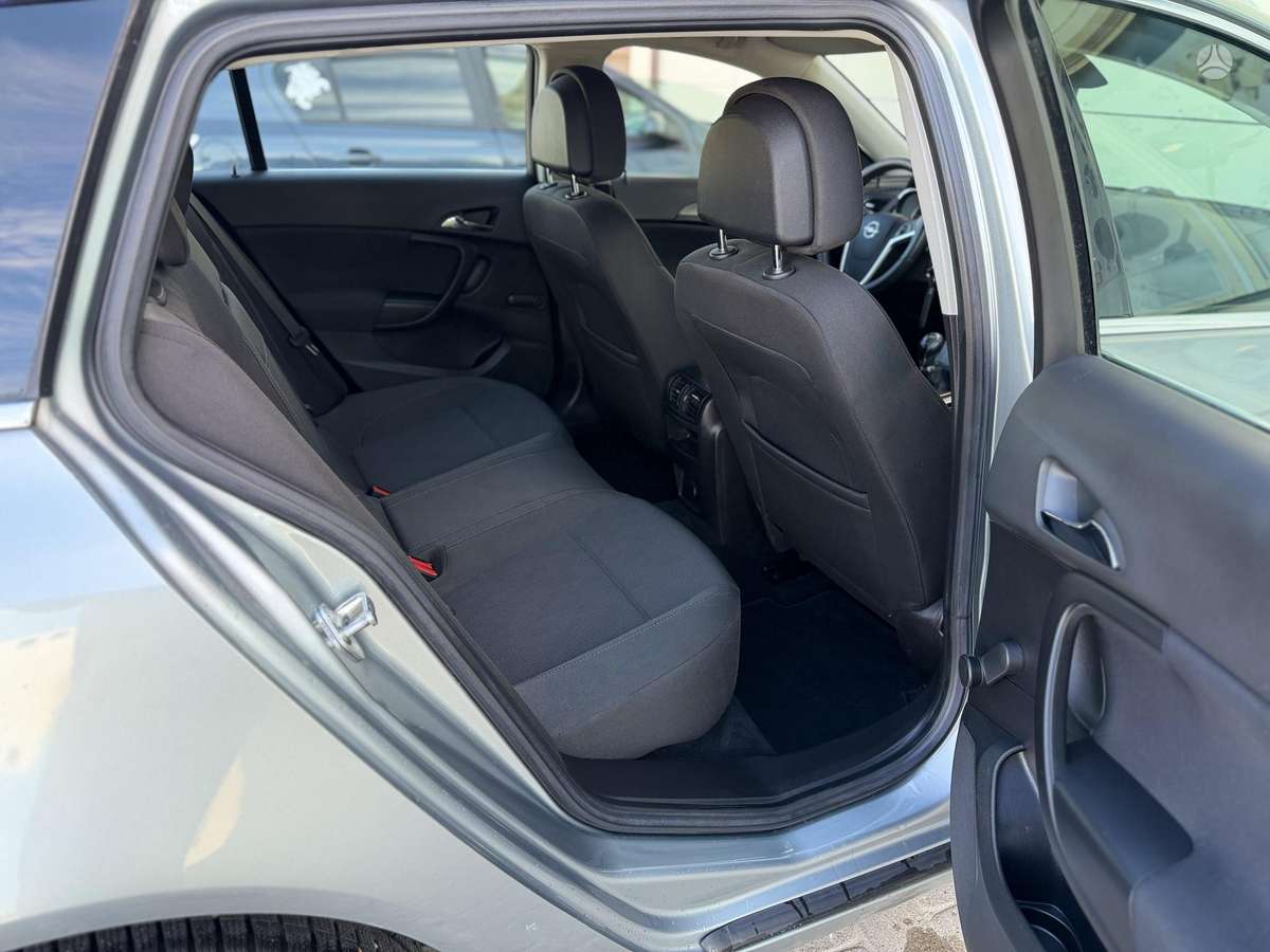 Opel Insignia, 2.0 l., Универсал
