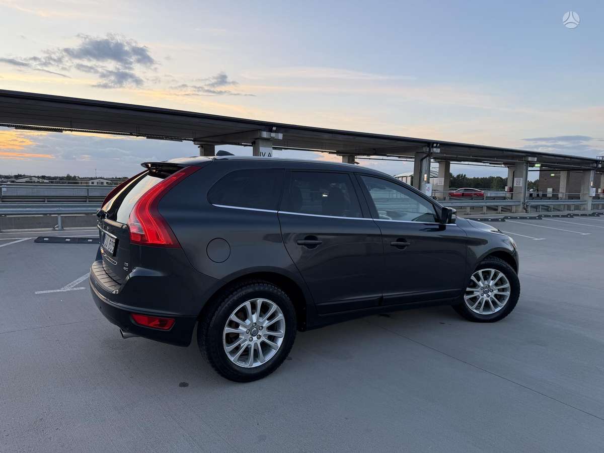 Volvo XC60 - 11