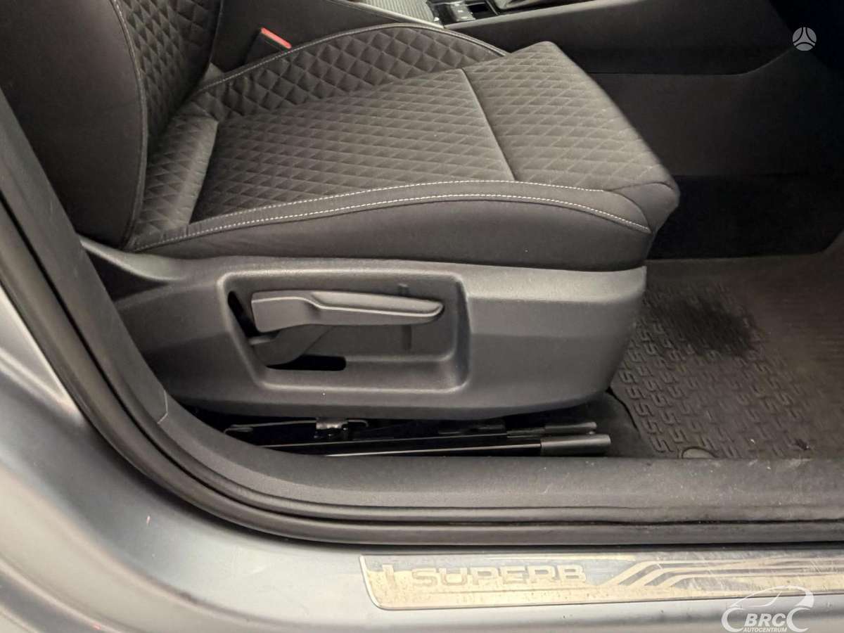 Skoda Superb, 1.6 l., Универсал