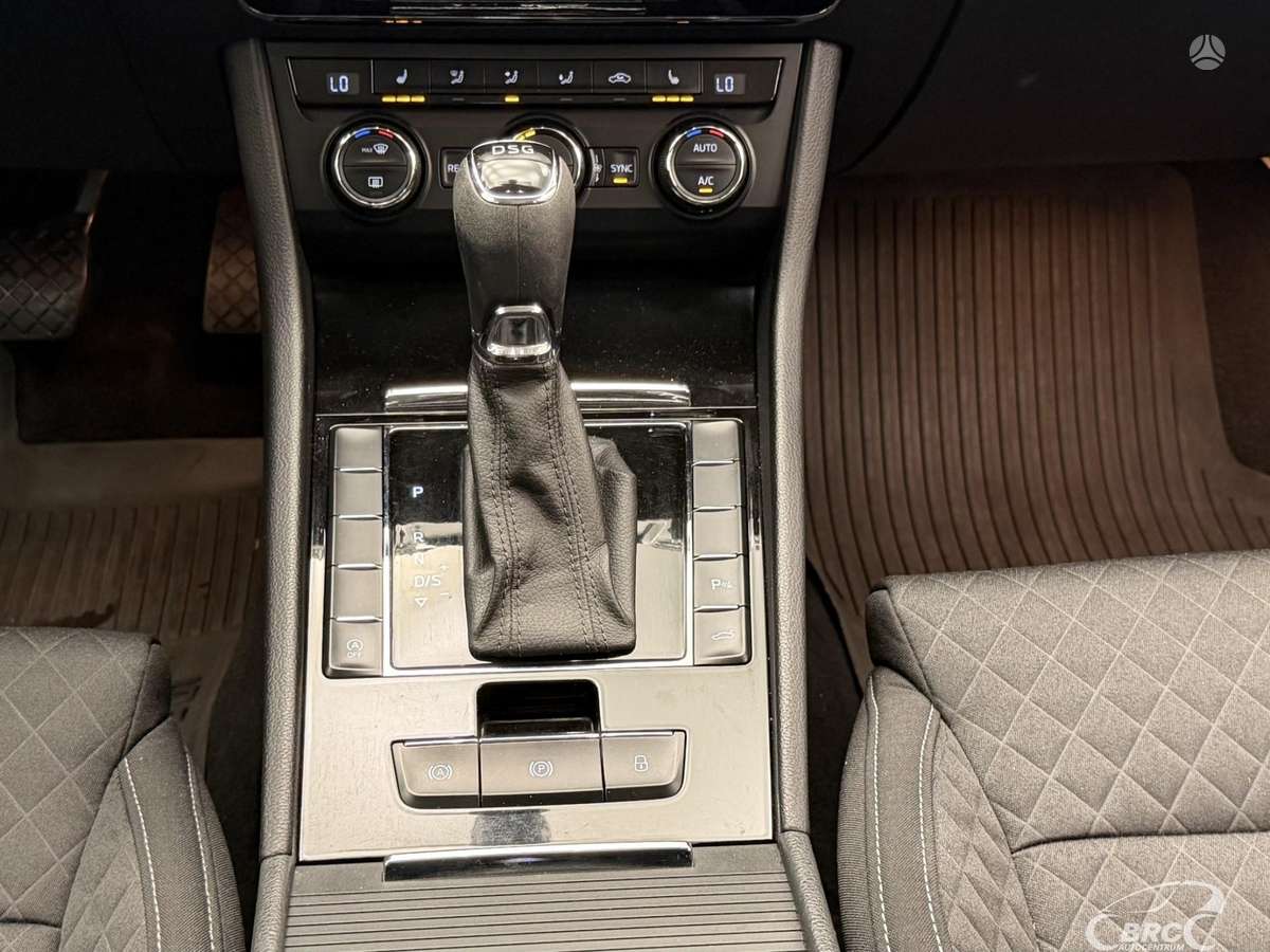 Skoda Superb, 1.6 l., Универсал