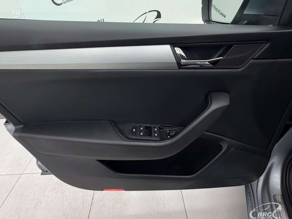 Skoda Superb, 1.6 l., Универсал