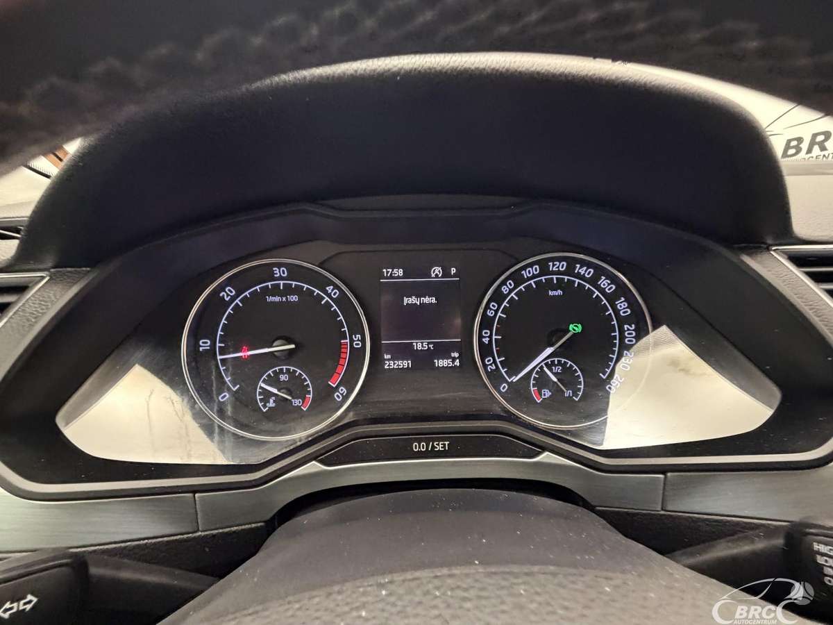 Skoda Superb, 1.6 l., Универсал