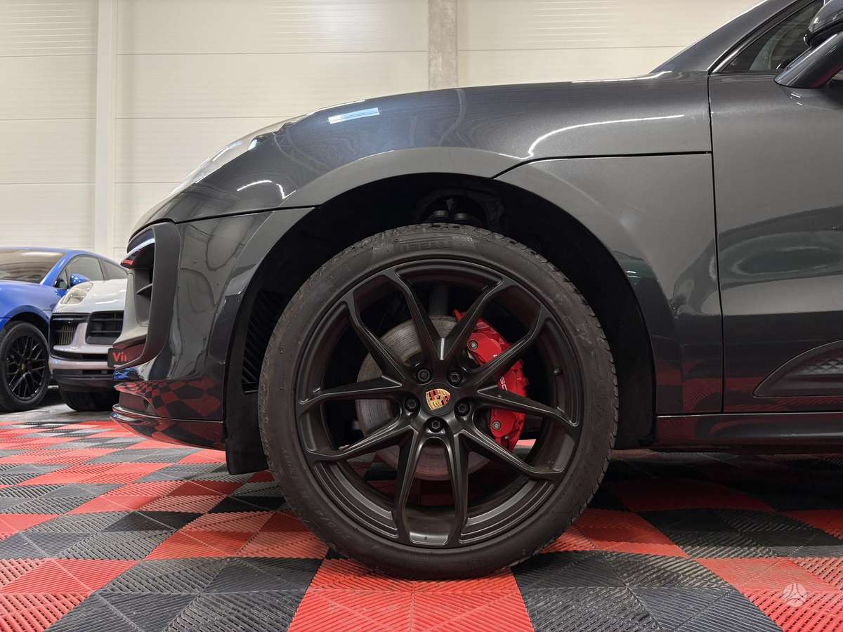 Porsche Macan - 9
