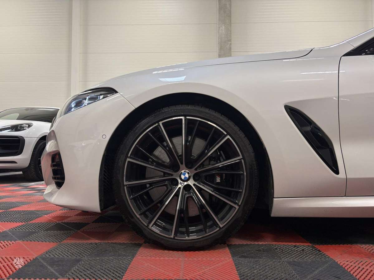 BMW 840, 3.0 l., Кабриолет