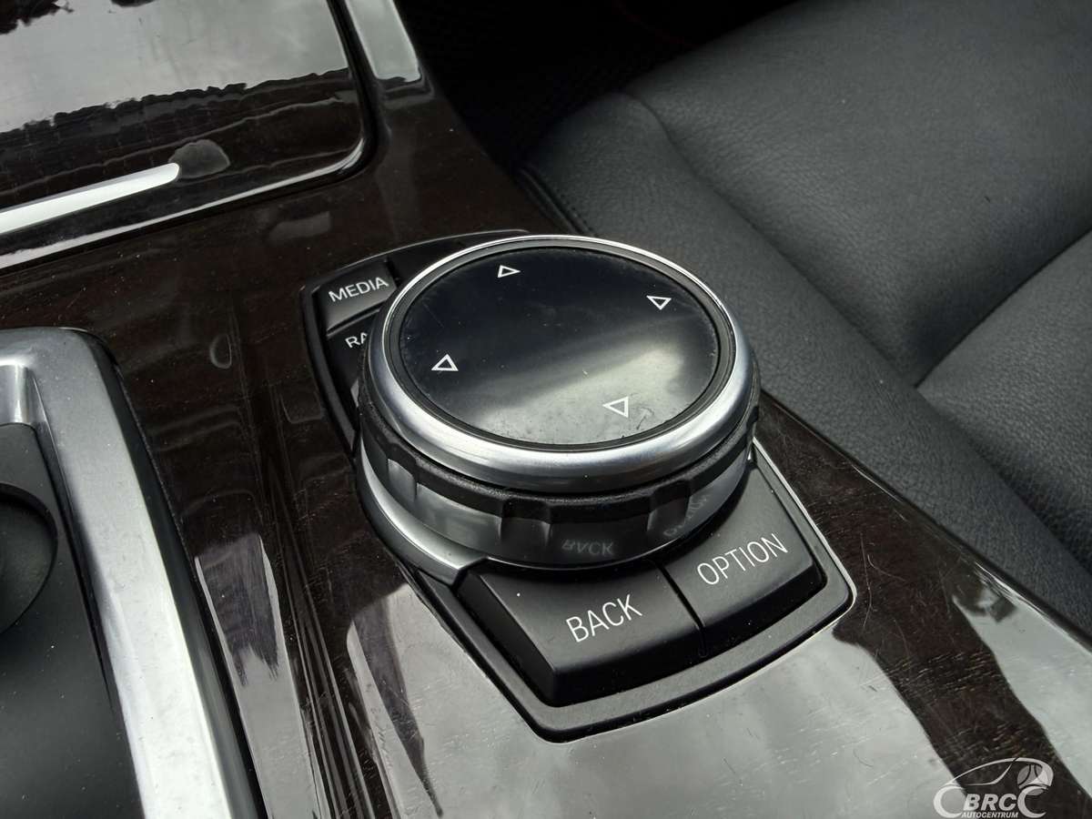BMW 535, 3.0 l., Седан
