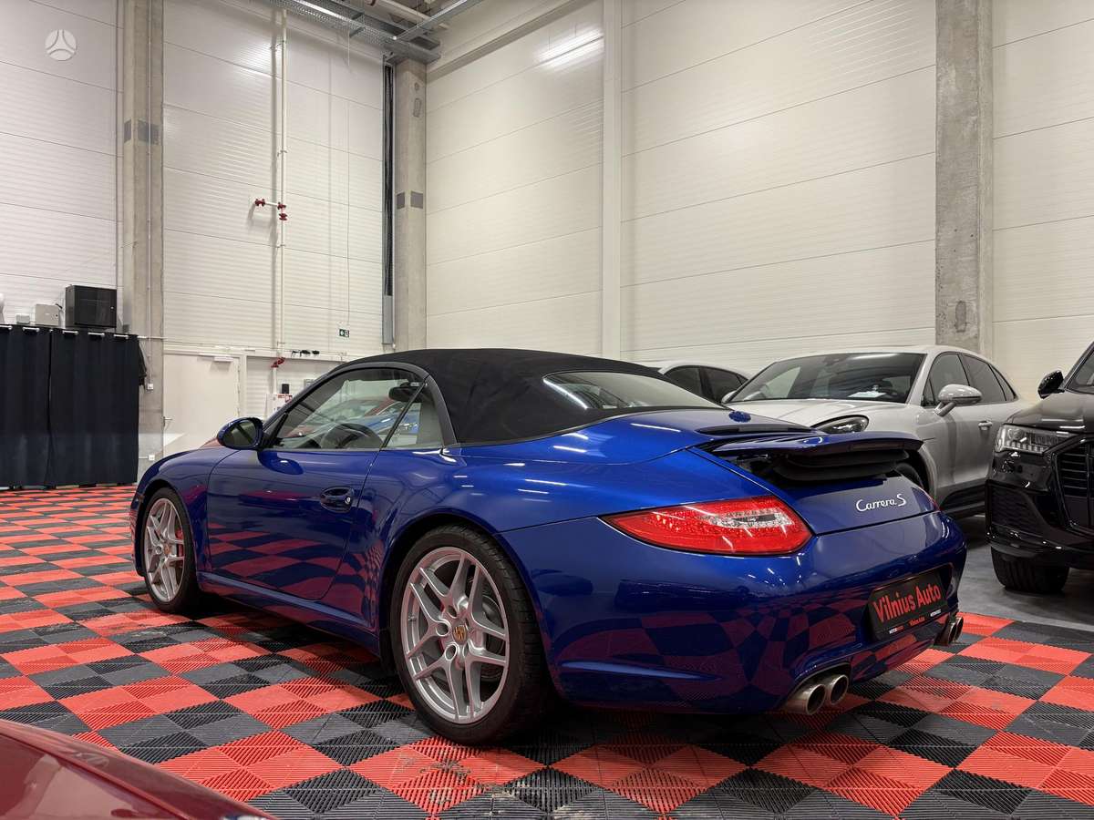 Porsche 911 - 6