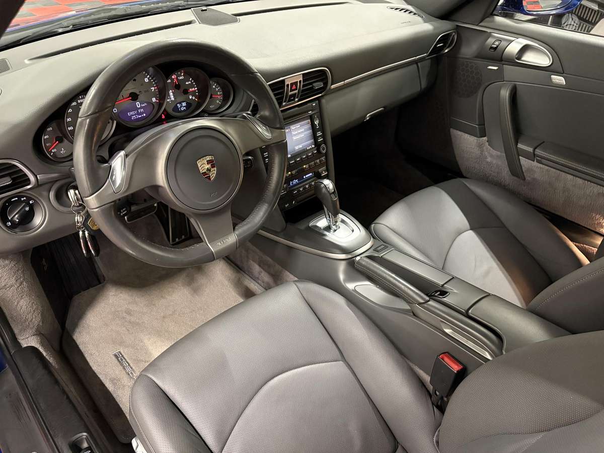 Porsche 911 - 10