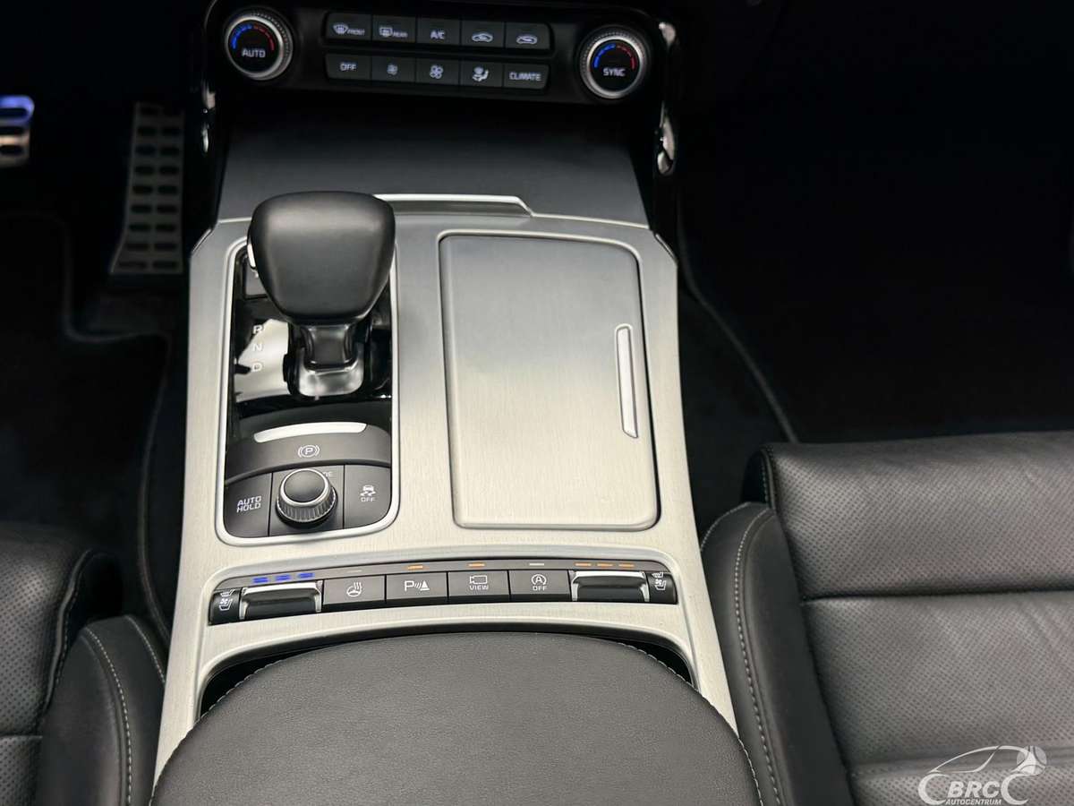 Kia Stinger, 3.3 l., Седан