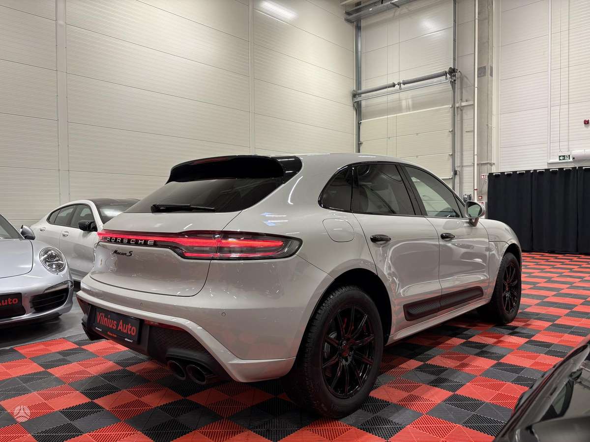 Porsche Macan - 4