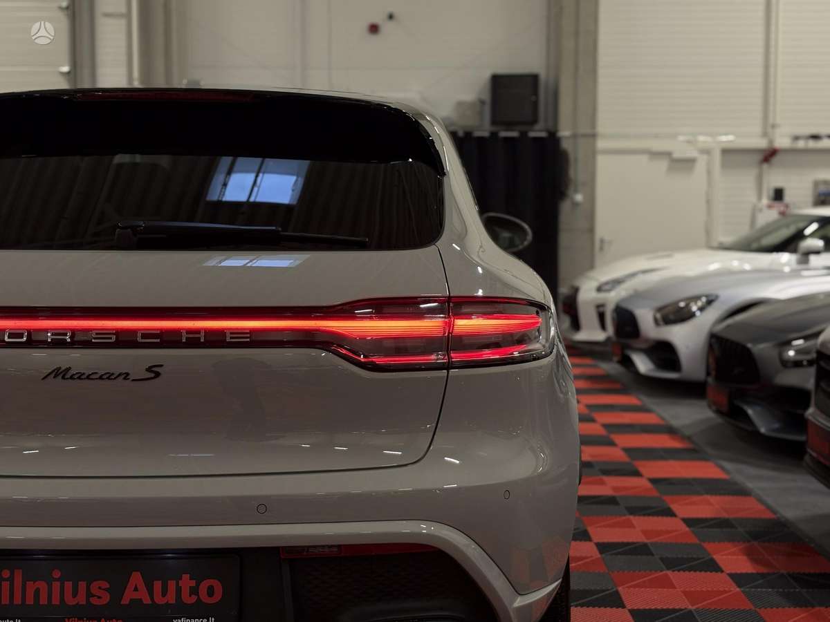 Porsche Macan - 8
