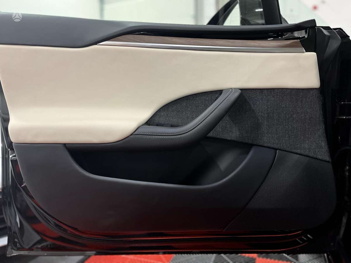 Tesla Model S, 100 kWh, sedanas