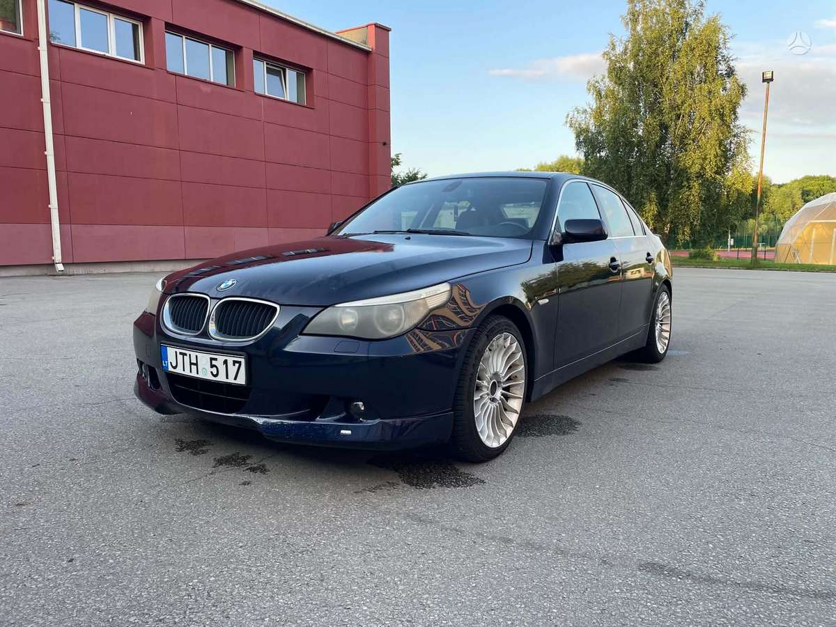 BMW 525, 2.5 l., Седан
