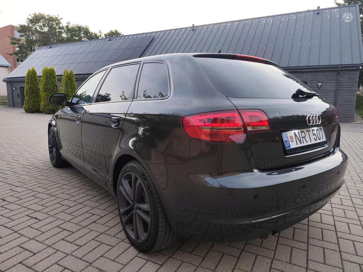 Audi A3, 1.6 l., Хэтчбек