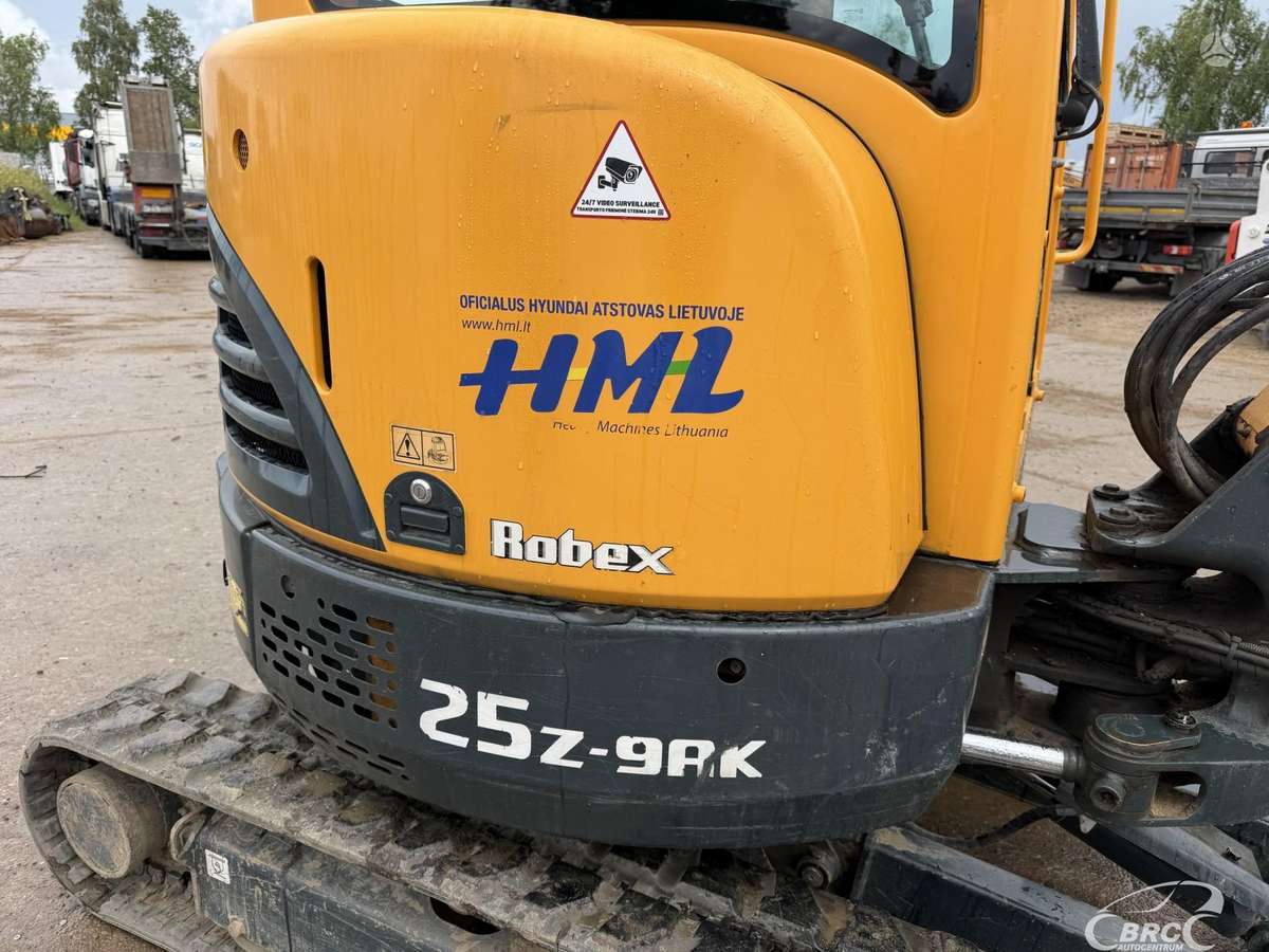 Hyundai R25Z-9AK Garantija, мини-экскаваторы