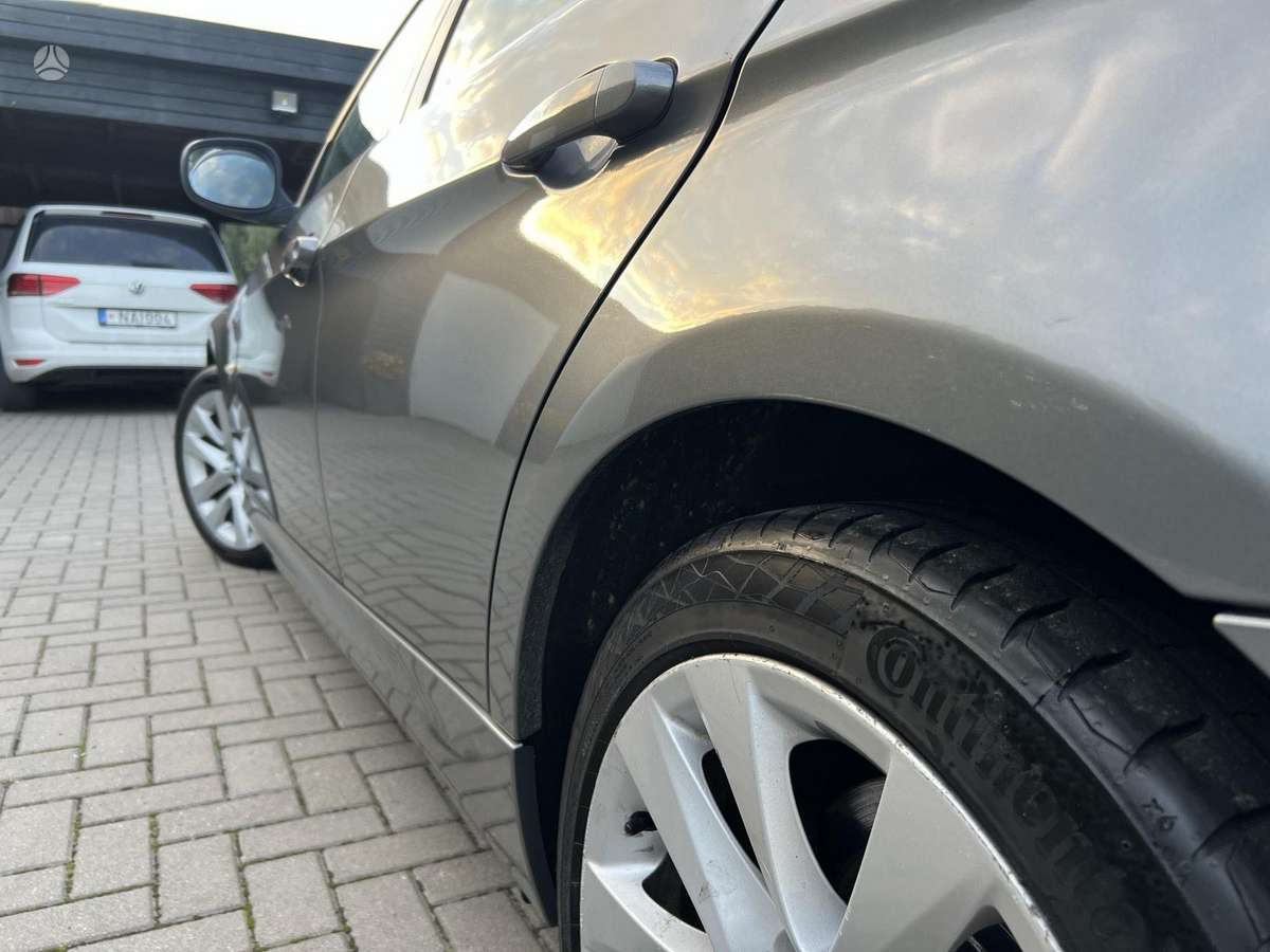 BMW 320, 2.0 l., sedanas