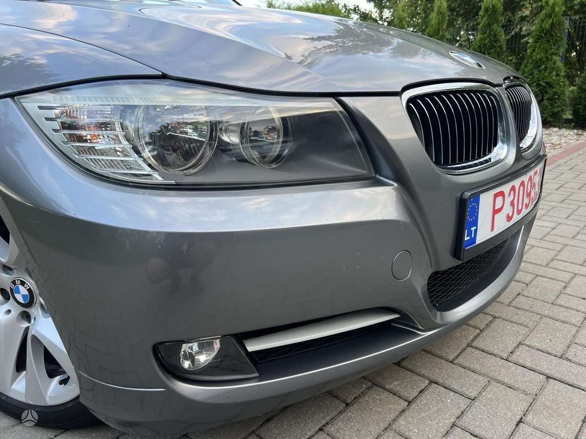 BMW 320, 2.0 l., Седан