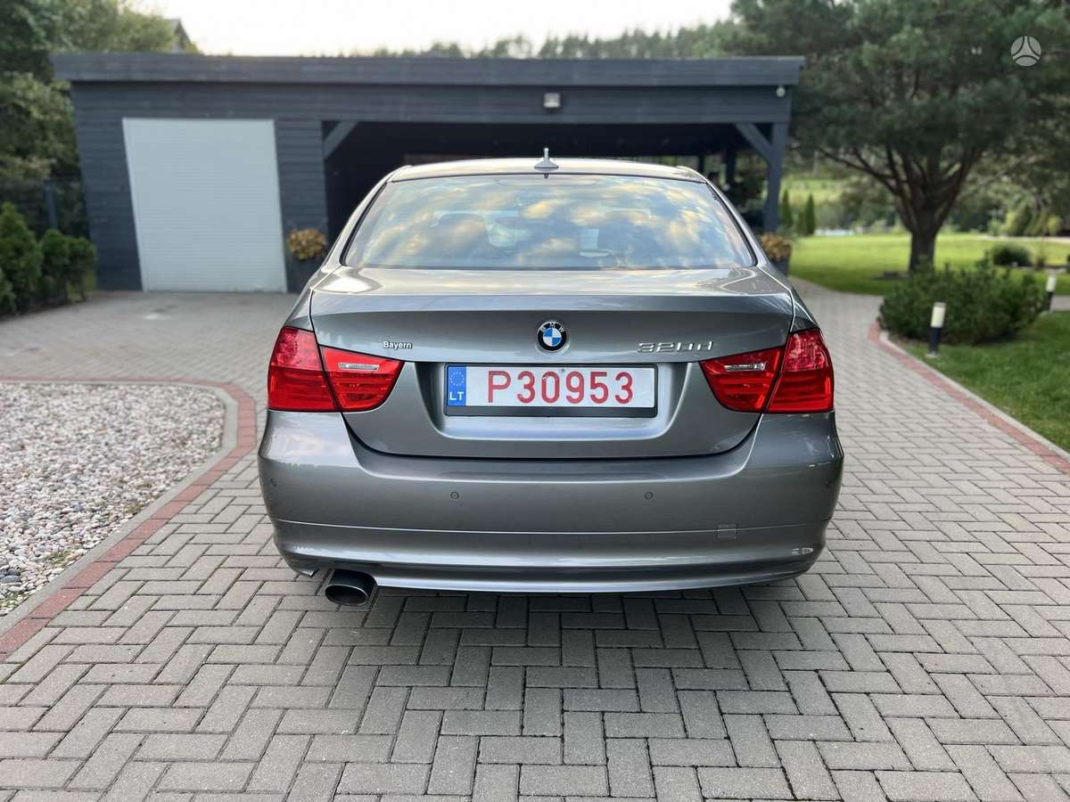 BMW 320, 2.0 l., Седан