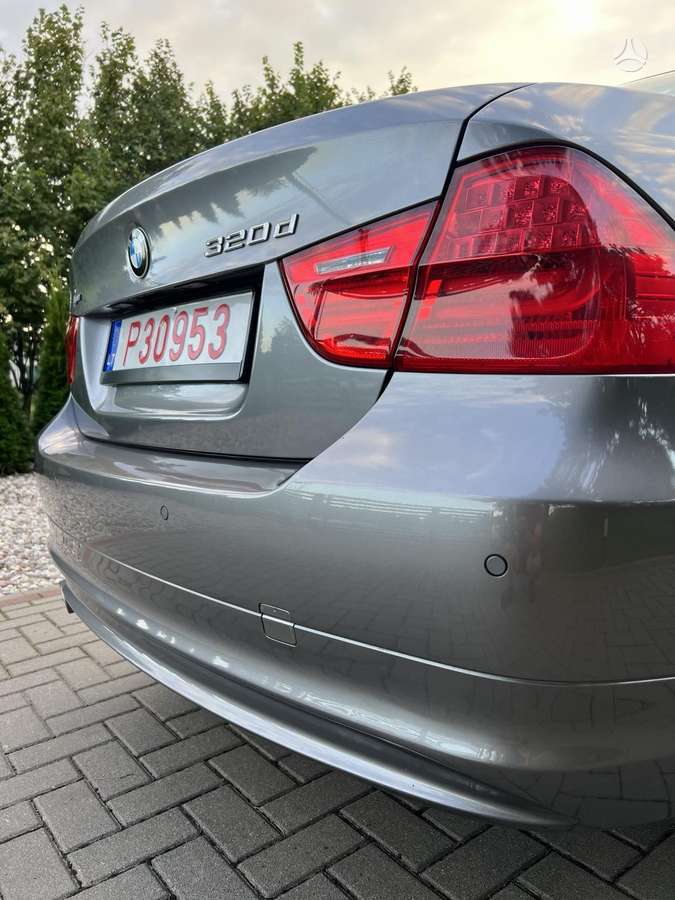 BMW 320, 2.0 l., Седан