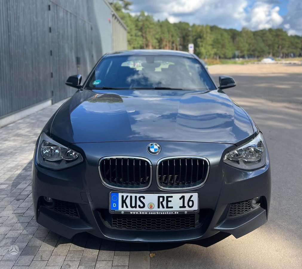 BMW 116, 2.0 l., hatchback