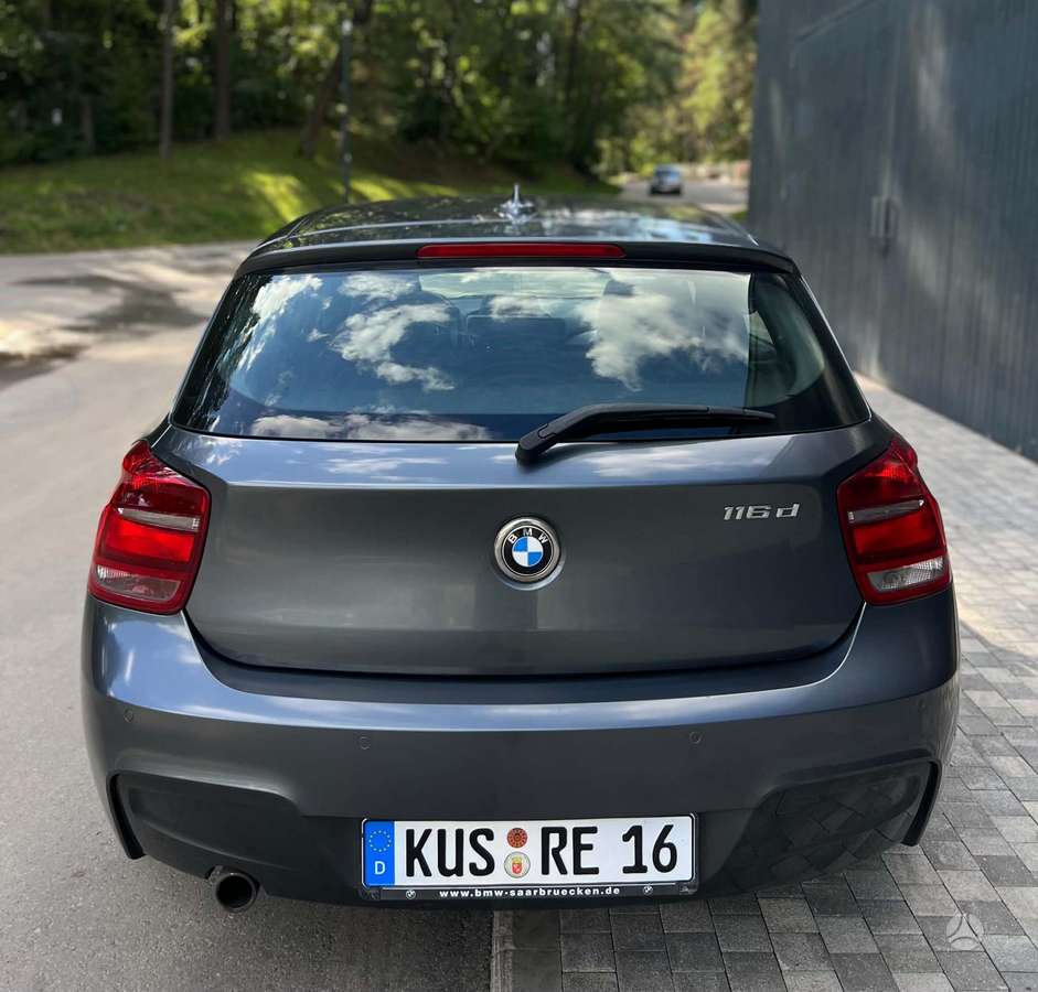 BMW 116, 2.0 l., hatchback