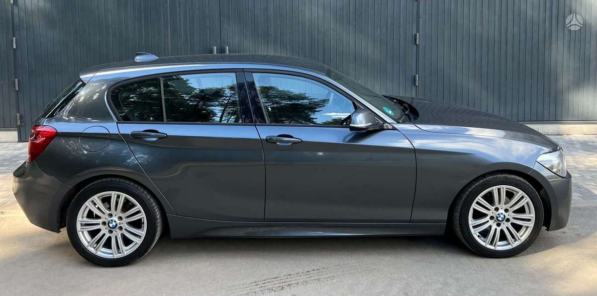 BMW 116, 2.0 l., hatchback