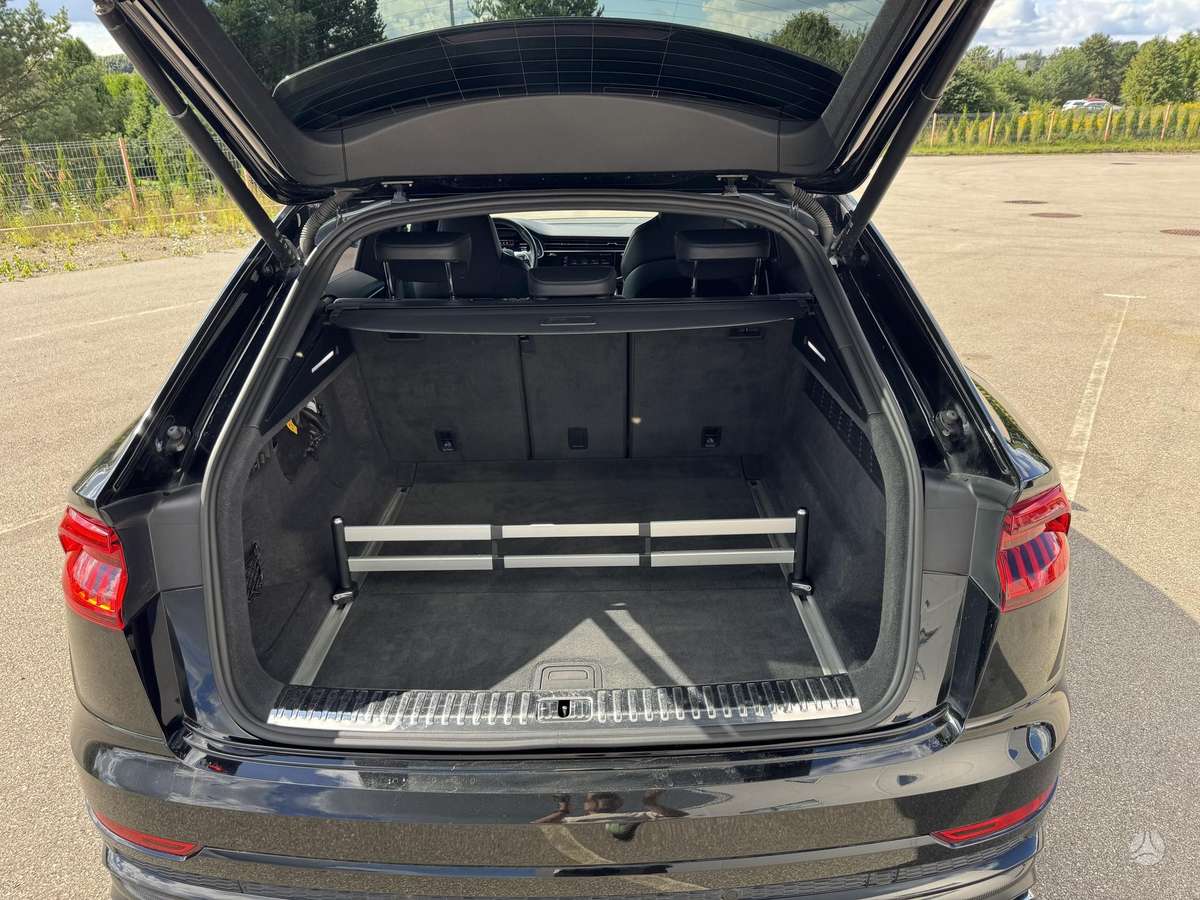 Audi SQ8, 4.0 l., Хэтчбек