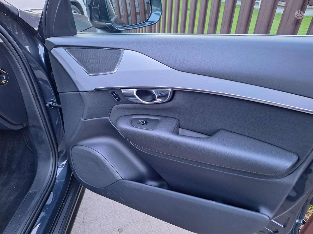 Volvo XC90, 2.0 l., Внедорожник / Кроссовер