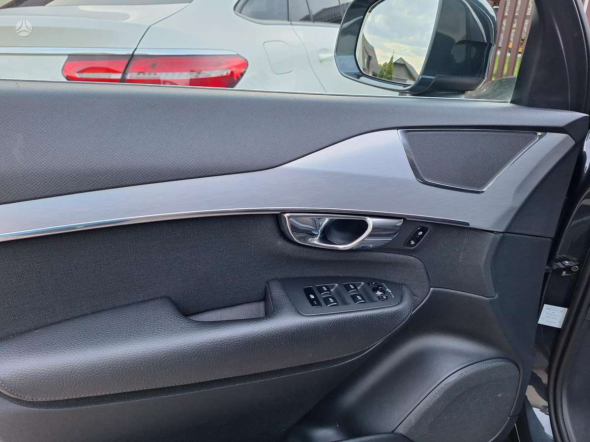 Volvo XC90, 2.0 l., Внедорожник / Кроссовер