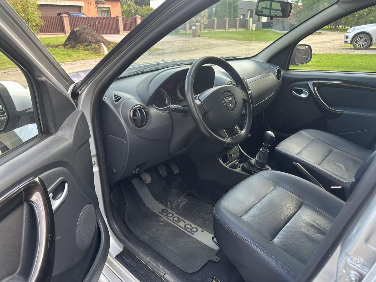 Dacia Duster, 1.5 l., Внедорожник / Кроссовер