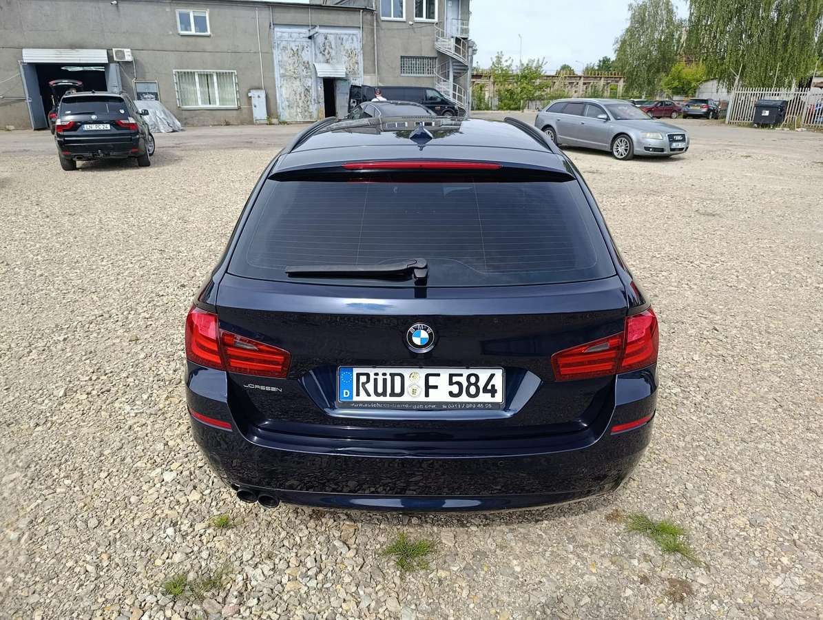 BMW 520, Универсал